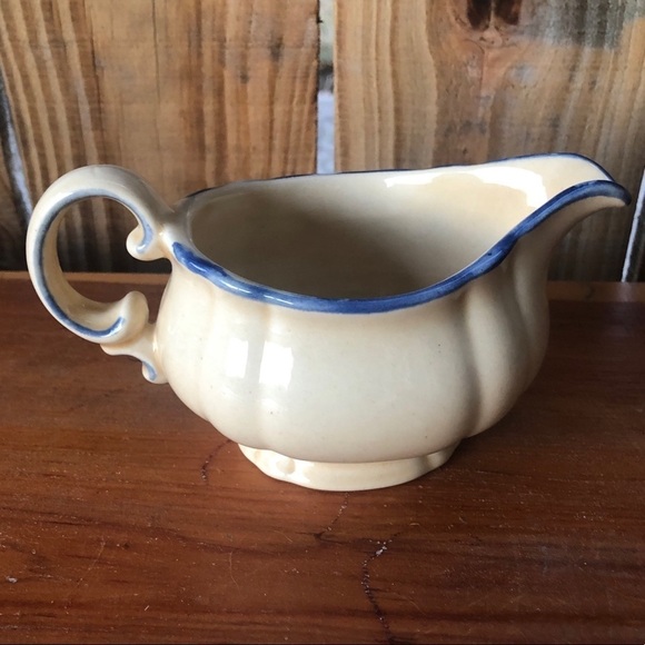 Vintage Creamer Vernon Ware by Metlox, Gigi Poppytrail Floral Ceramic - Picture 3 of 6